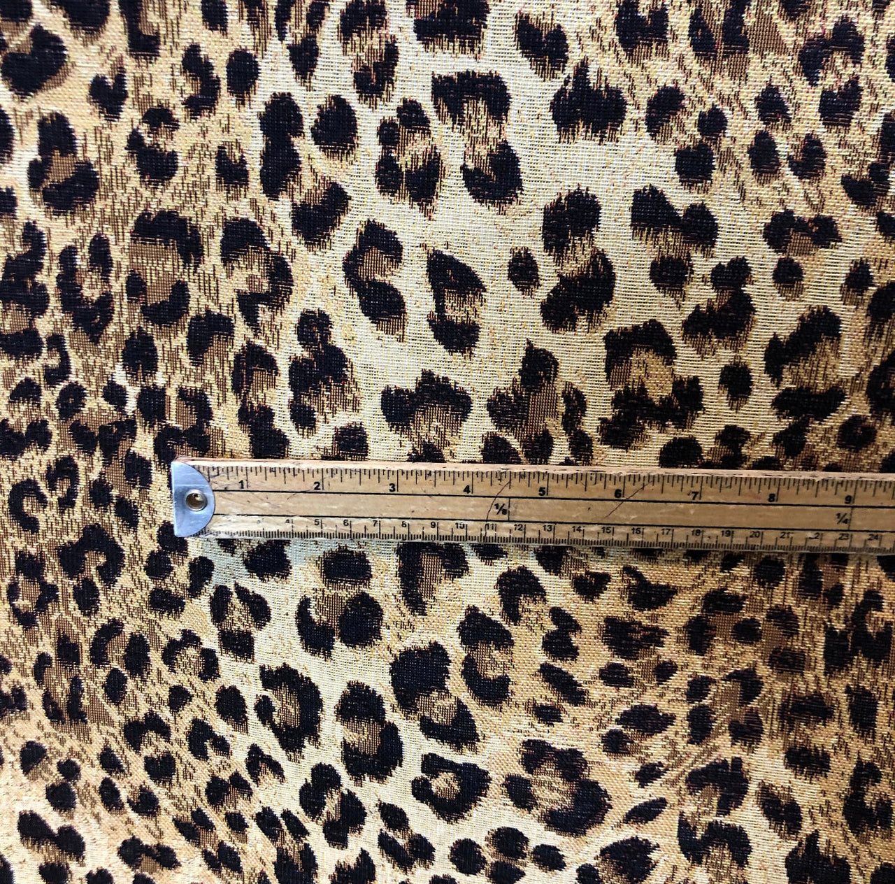 Woven brown and yellow leopard pattern cloth