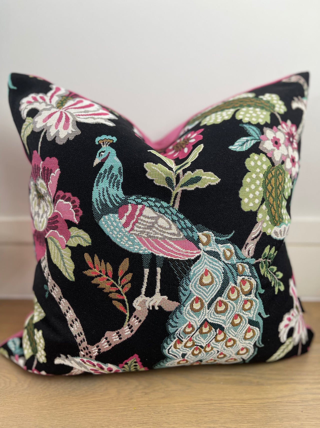 Majestic Peacock: Exquisite Woven Cushion Cover for Beauty and Elegance