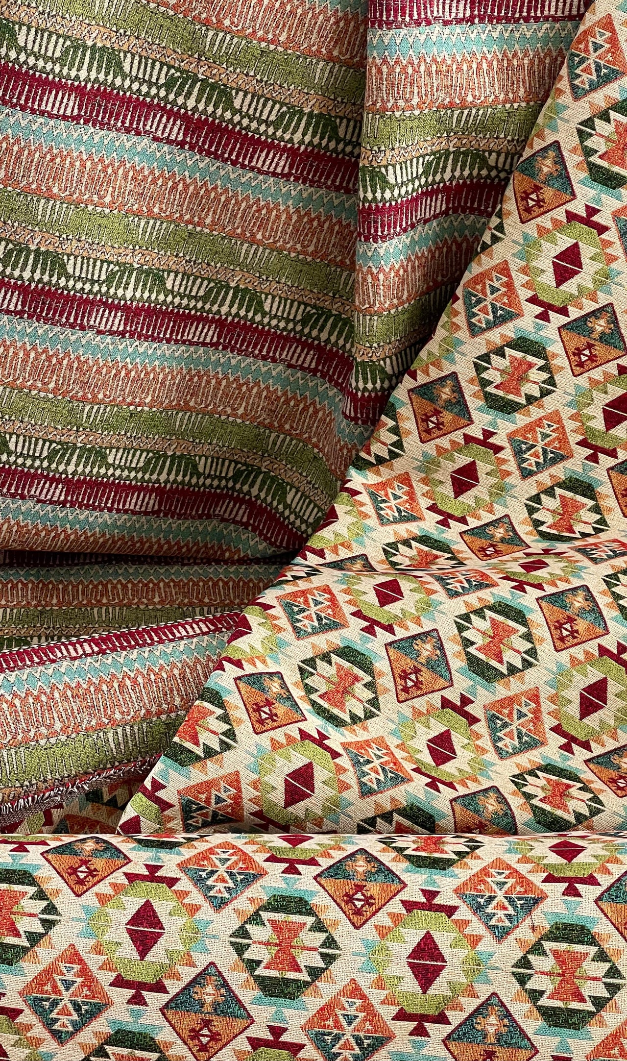 Fabric roll with kilim tribal pattern


