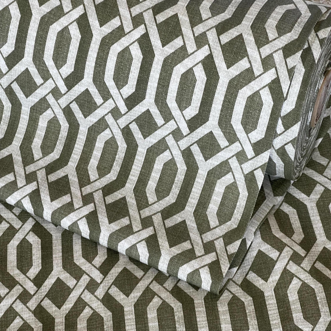 High-quality patterned cotton roll – green geometric design for bespoke blinds