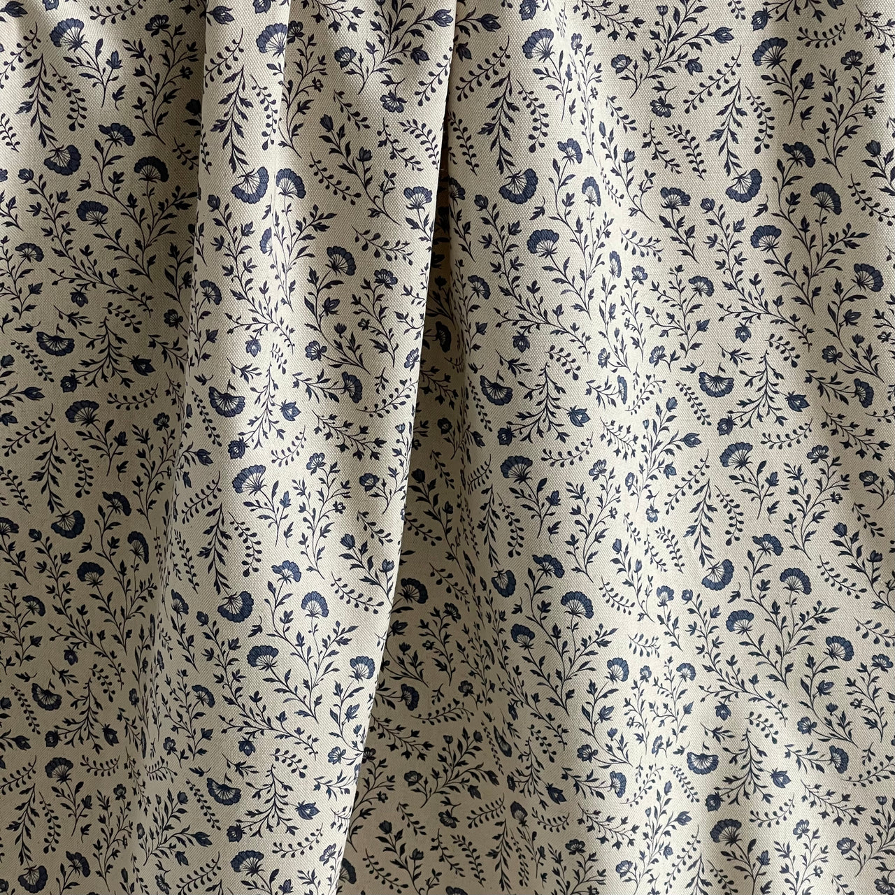 Woven floral home décor fabric inspired by traditional Delft pottery
