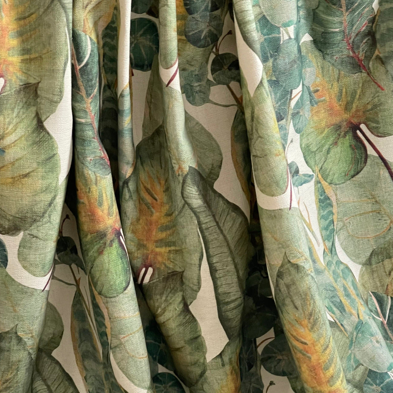 Cotton fabric with jungle leaf print