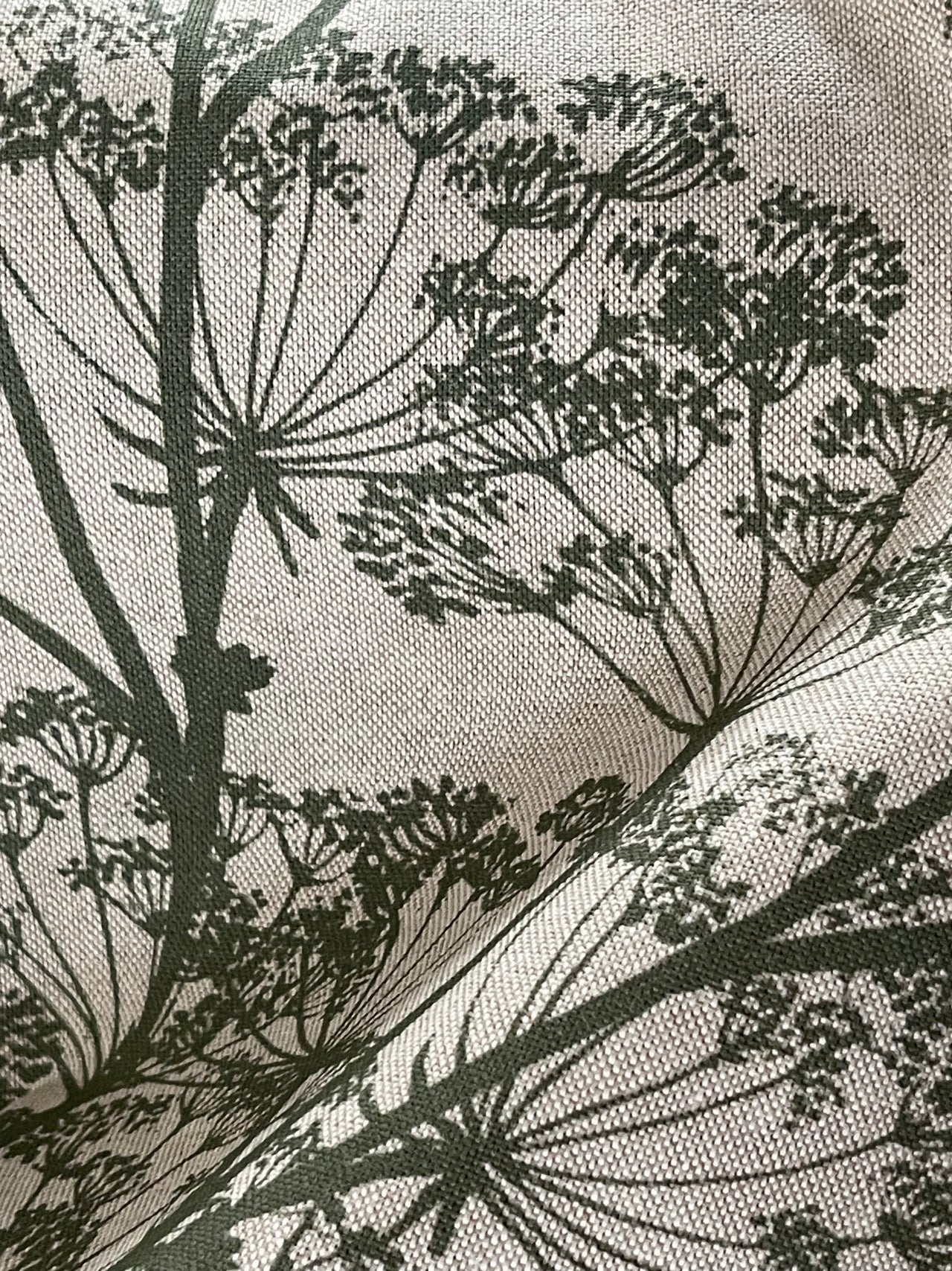 Cow Parsley Cotton Linen Look Fabric – Olive Green and Oatmeal Floral Print for Curtains Roman Blinds - Soft Furnishing