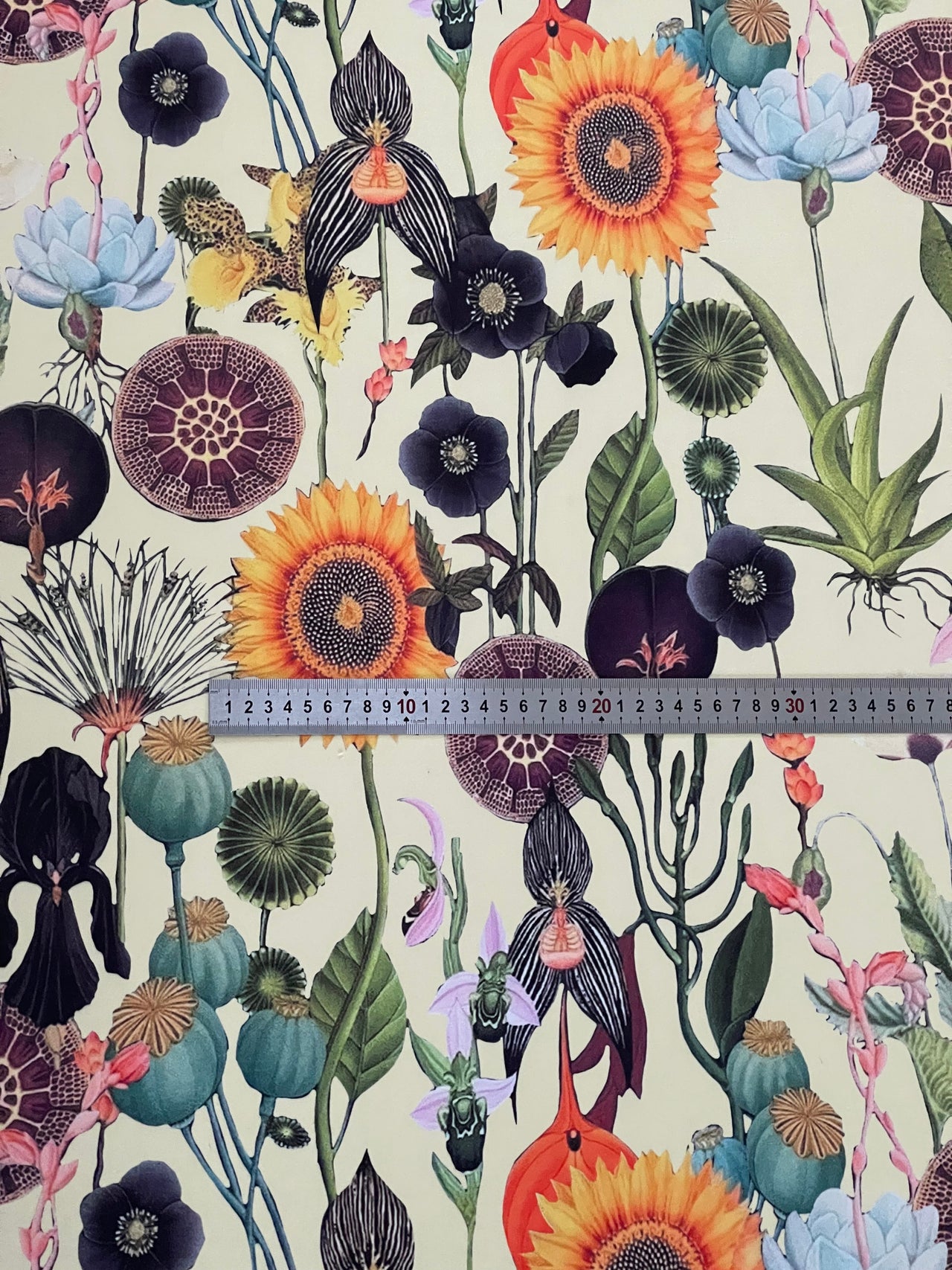 Decorative velvet with poppy and sunflower motif