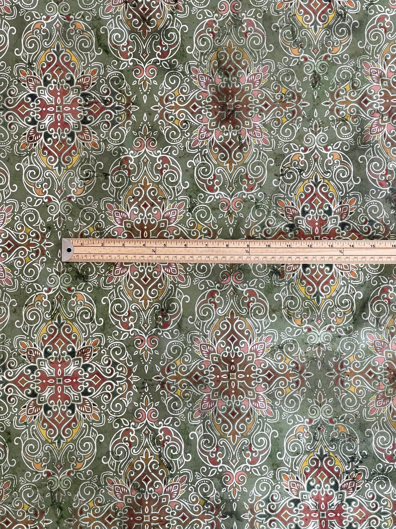 Vintage rug-style print on organic cotton fabric