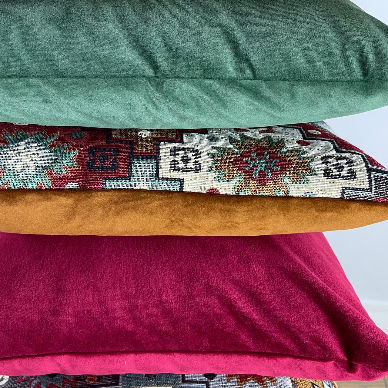 Decorative throw pillow in rustic Kilim design.