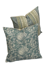 Thumbnail for Handmade UK robin design pillow on linen texture fabric