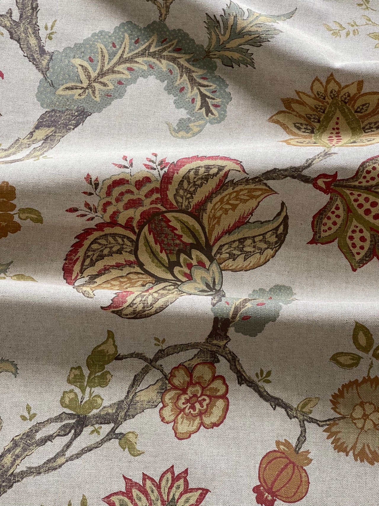 Heritage Jacobean Trail floral fabric with traditional trailing vine design