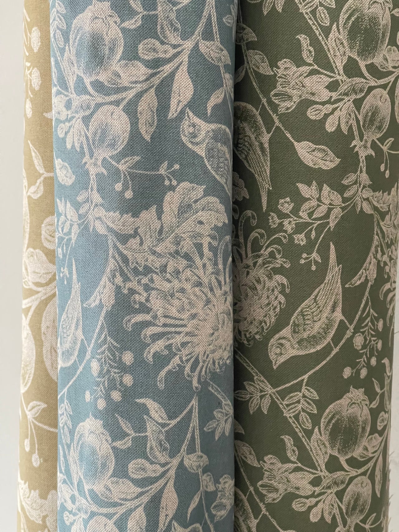 Botanical robin pattern cotton curtain fabric
